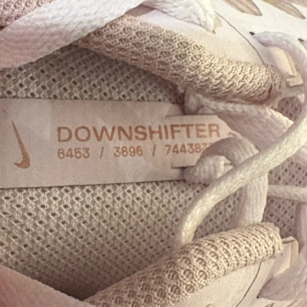 ❌SOLD❌EUC [Nike] Downshifter 11 Lightweight Running Sneakers Pink Women’s 10 - Picture 8 of 13
